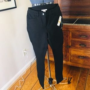 Black skinny jeans